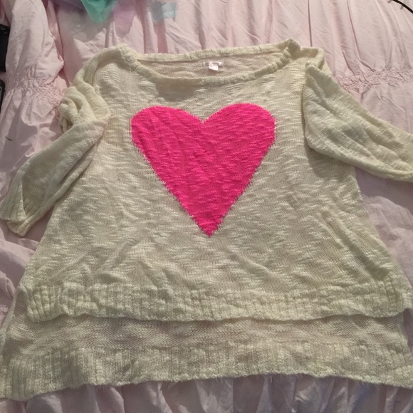 Heart sweater Sz xxl