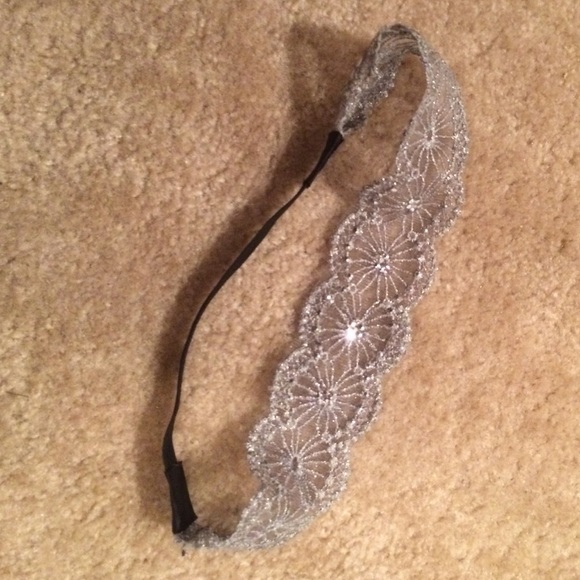 Grey lace head band