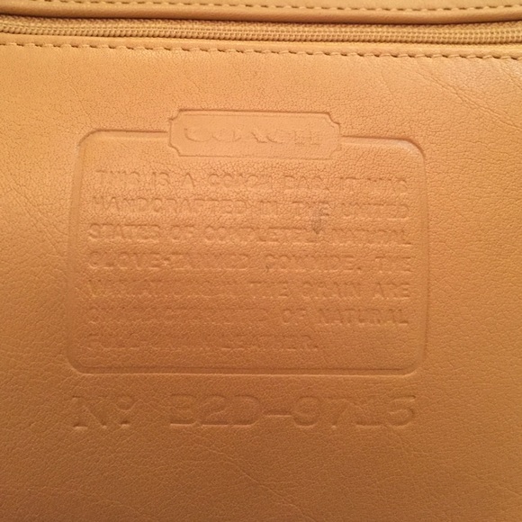 ‼️SOLD‼️Coach Legacy Cross Body Bag - Picture 4 of 4