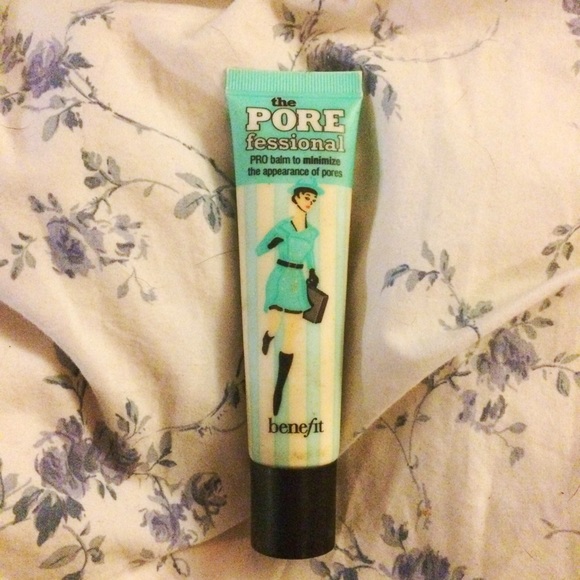 Benefit "the POREfessional"