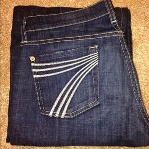 Seven for All Mankind Dojo