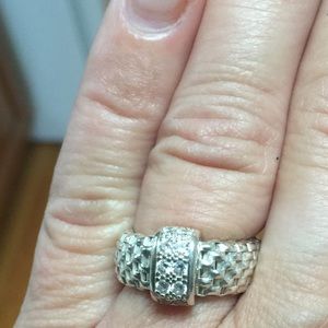 Silpada Sterling Silver Stretch ring sz 6,7,8.