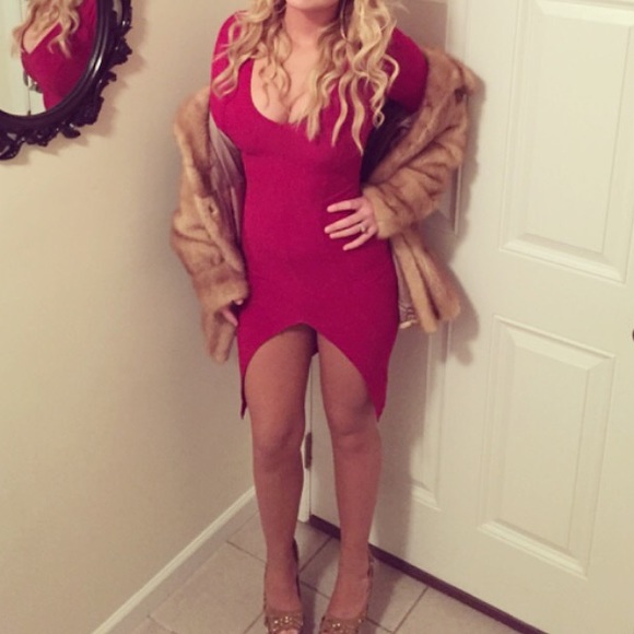 Red dress with tight long sleeves