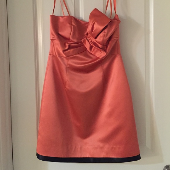 ⬇️Price Drop⬇️ BCBG Strapless Cocktail Dress