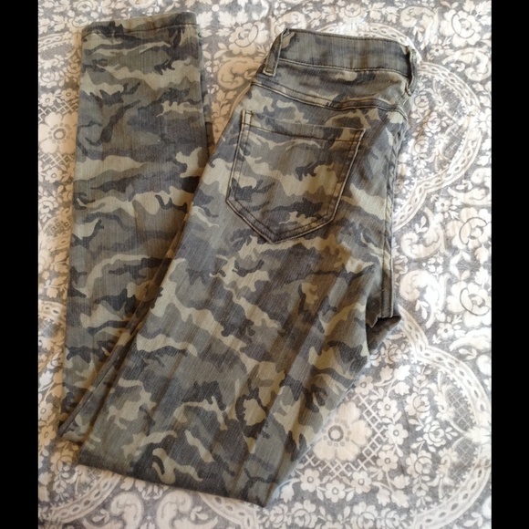 Camouflage jeans - Picture 2 of 2
