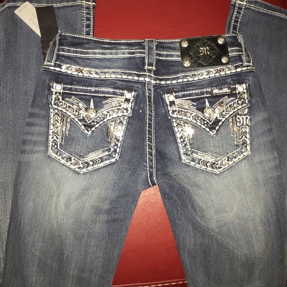 Miss Me Aztec designed bootcut jeans NWT - Picture 2 of 4