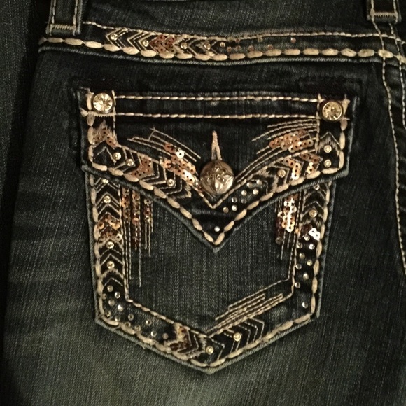 Miss Me Aztec designed bootcut jeans NWT - Picture 3 of 4