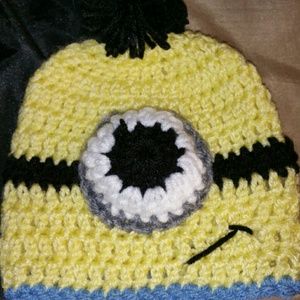 Newborn minion beanie