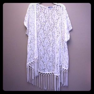 White lace kimono