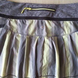 Lululemon women's running skirt.