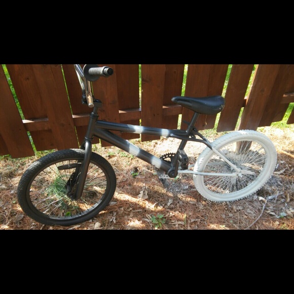 Bike - Picture 3 of 3