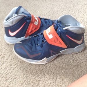 Men's Lebron Soldier 7s limited edition