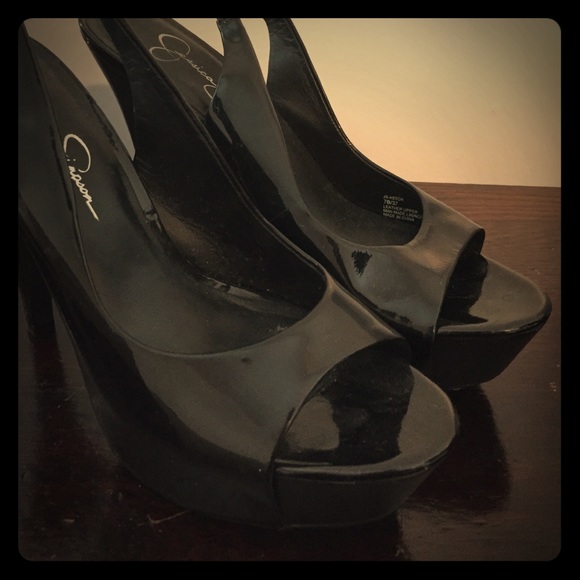 Jessica Simpson black heels