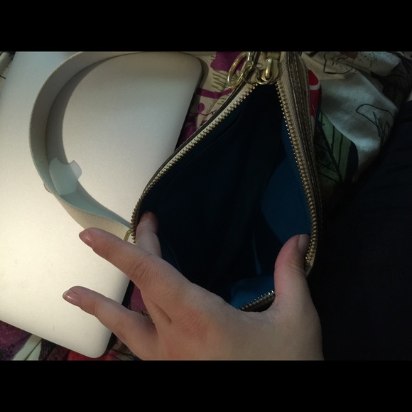 Coach Cross Body - Picture 2 of 2