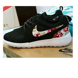 Nike roshe run