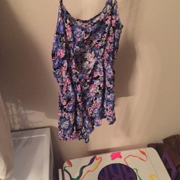 Floral romper - Picture 2 of 3
