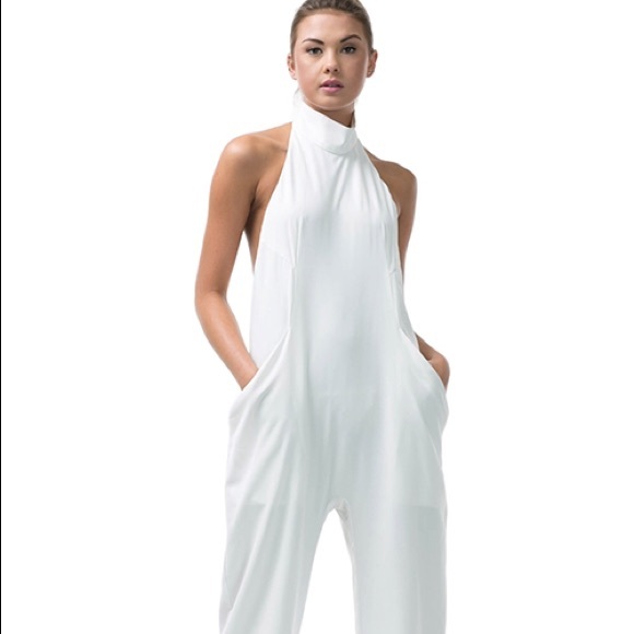 Open back jumpsuit - Picture 3 of 3
