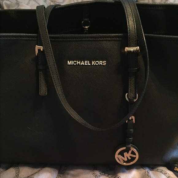 Micheal Kors black tote bag - Picture 3 of 4