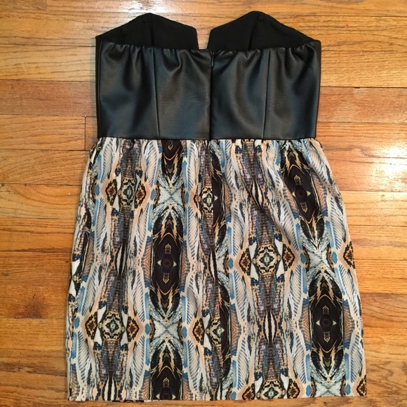 NWT Faux Leather Tunic - Picture 4 of 4