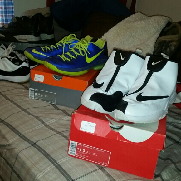 Gloves and kd elite