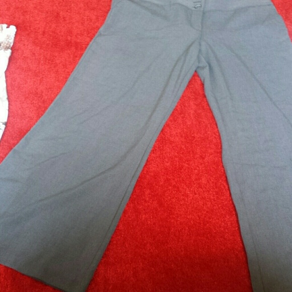 Gray casual pants - Picture 2 of 3