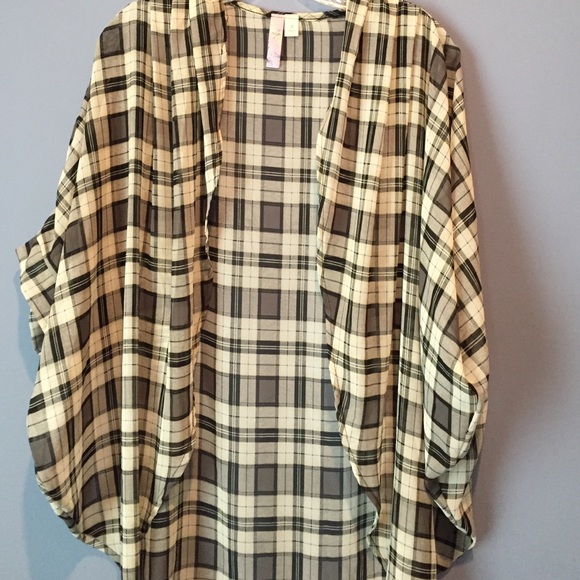 Francesca's sheer plaid top layering shirt - Picture 2 of 3