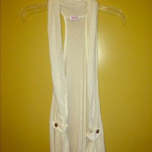 Cream sleeveless cardigan