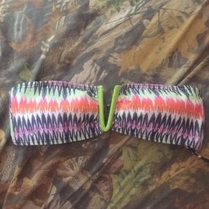 Strapless bikini top