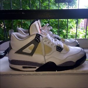 Cement Jordan 4s