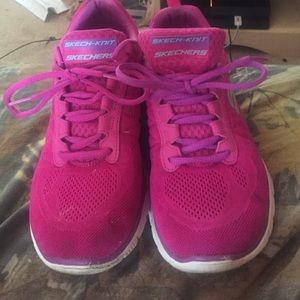 Sketchers running shoes