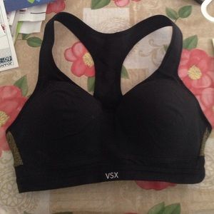 Victoria's Secret sports bra never worn