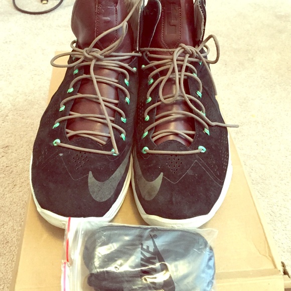 LeBron X EXT QS *Lowest Price Ever*