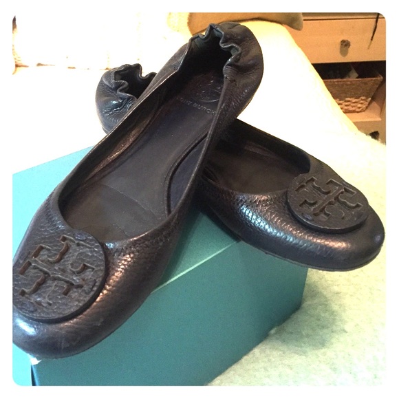 Tory Burch Navy Flats