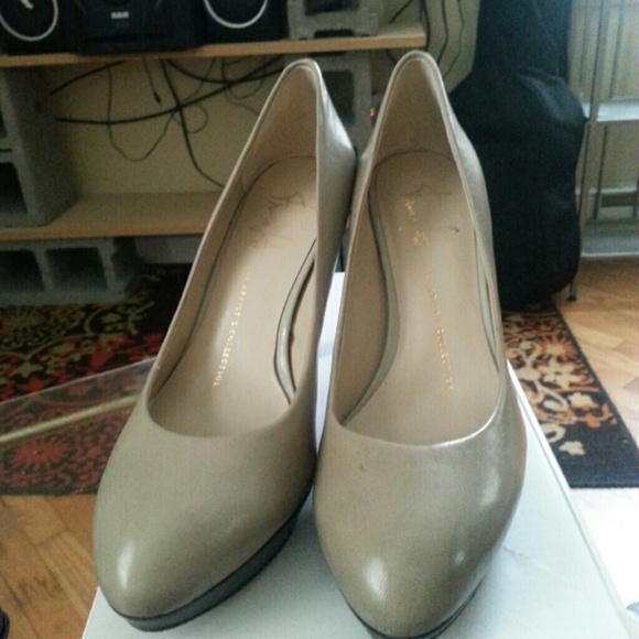 Franco Sarto heels - Picture 1 of 4