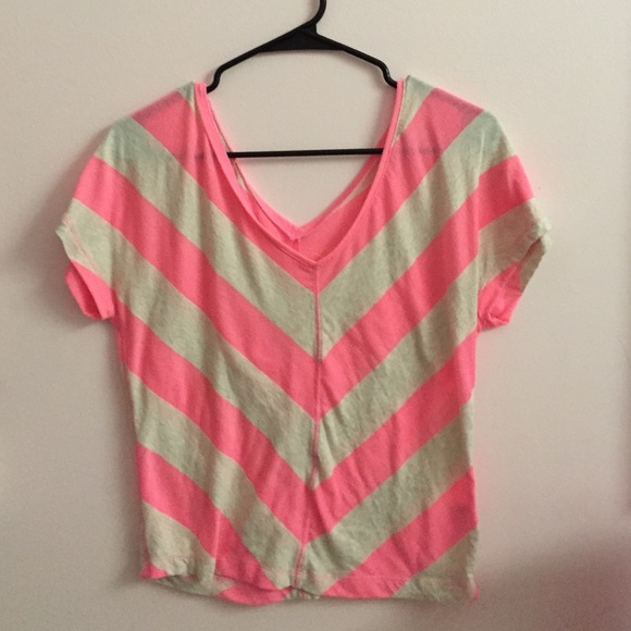 v neck chevron top
