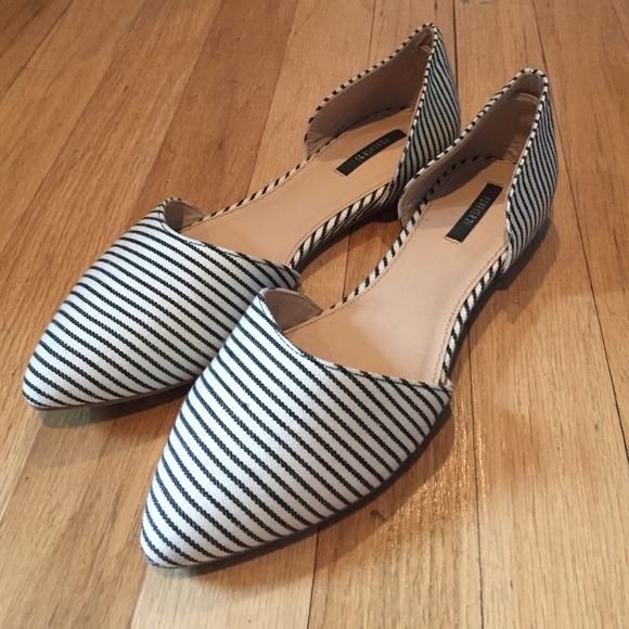 { striped flats } - Picture 2 of 4