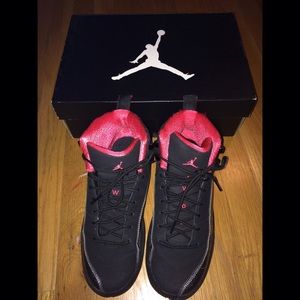 Girls Air Jordan 12 Retro Black/Siren Red
