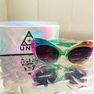 New without box Unif Rainbow Moody's