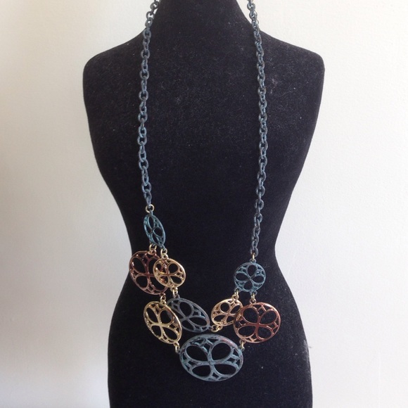 Rain necklace
