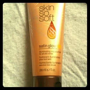 Avon Satin Glow