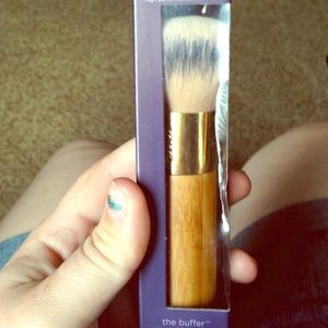 Tarte brush