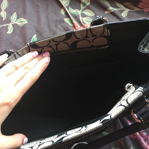 Authentic black and grey Coach purse - Picture 3 of 4