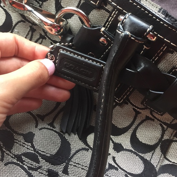 Authentic black and grey Coach purse - Picture 4 of 4