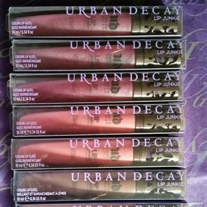 Urban Decay lip junkie lip gloss: color  Trashed