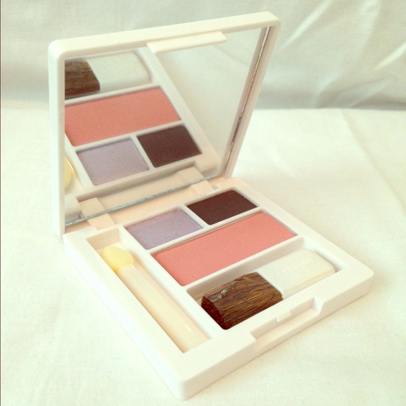 Clinique Eyeshadow and Blush set