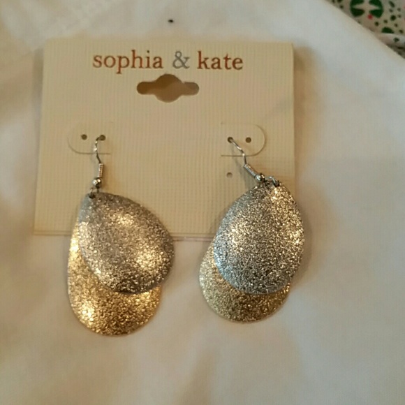 Silver and gold - Picture 1 of 2