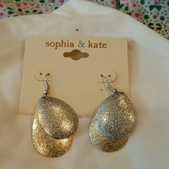 Silver and gold - Picture 2 of 2