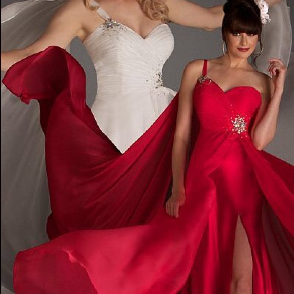 Coral Prom Dress - Picture 1 of 3