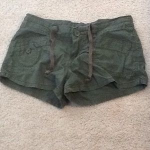 Union bay , junior , army green shorts shorts