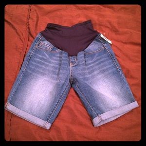 Old Navy Maternity Denim Bermuda Shorts
